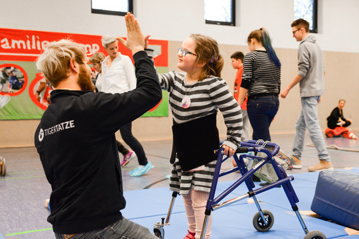 Fehmke nimmt regelmäßig an den Camps für schlaganfallbetroffene Kinder teil